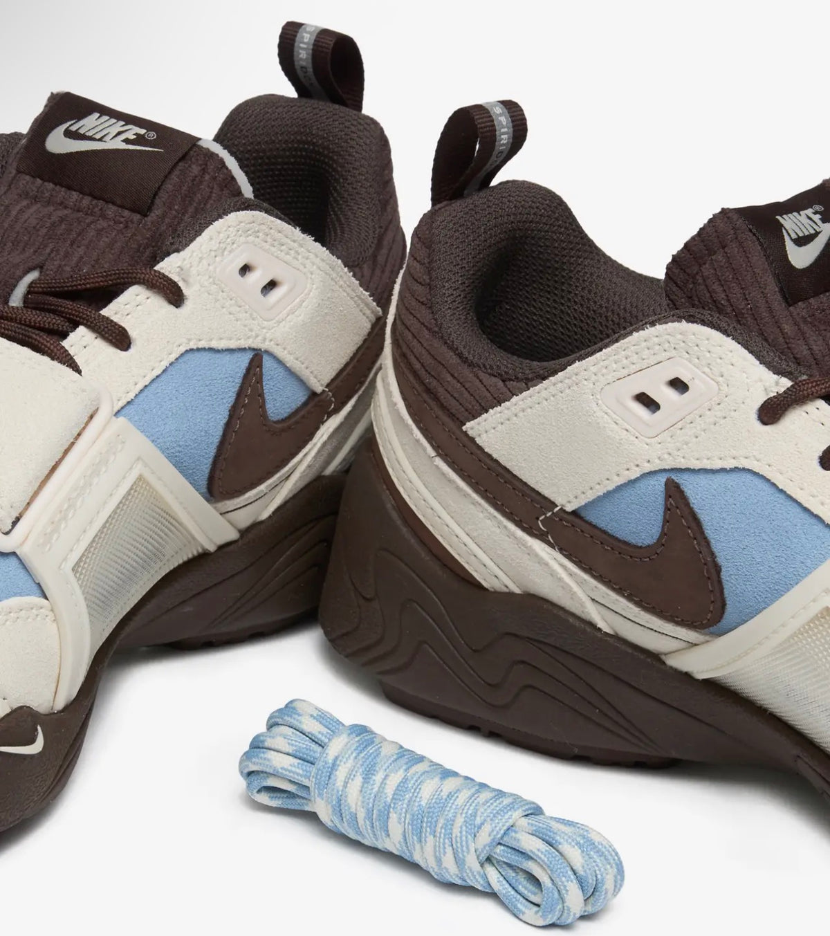 Nike Zoom Field Jaxx x Travis Scott - Leche Blue